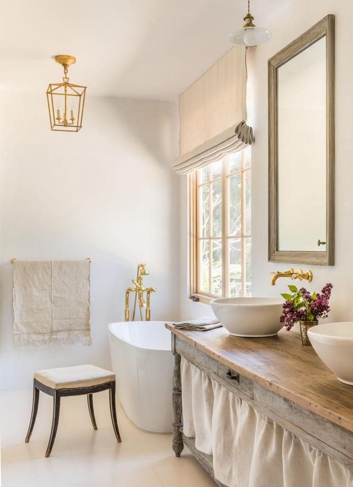 Why You Shouldn't Overlook Brass Fixtures