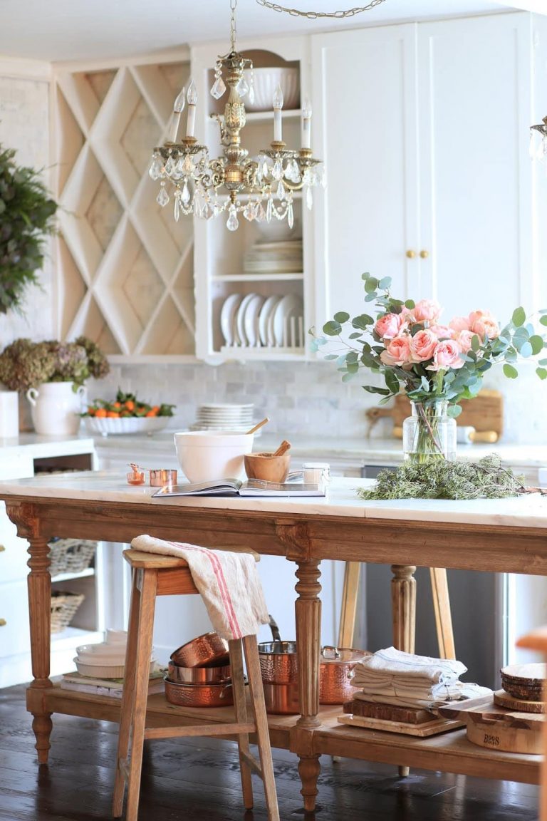 French Country Fridays – French Kitchens, Decor, and a Little Fall…
