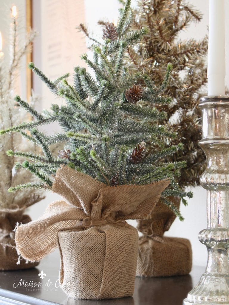 10 Natural Christmas Place Settings – She Keeps a Lovely Home