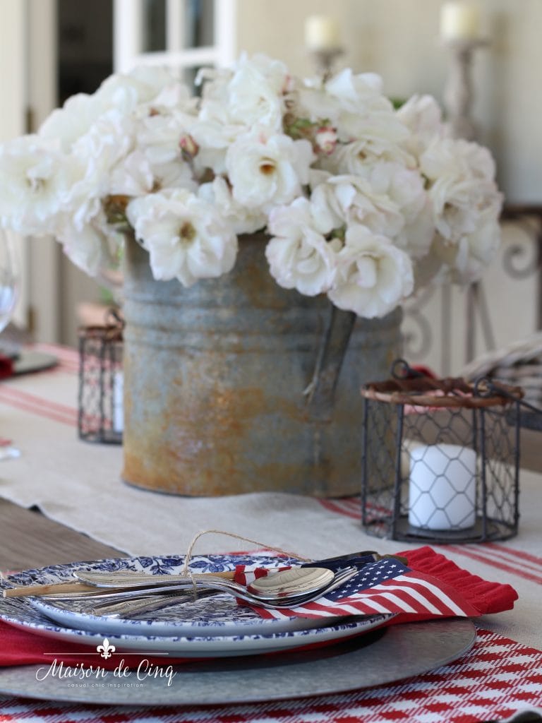 14 Red, White, and Blue Decor Ideas for Patriotic Decor All Year