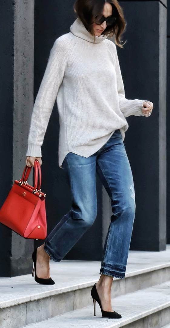 5 French Girl Winter Jeans Outfits To Try This Season