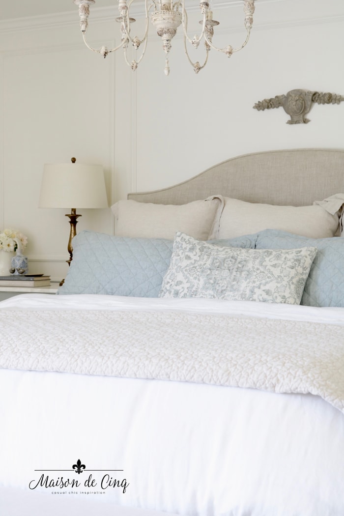 Blue & White Bedding & 7 Tips for the Perfectly Layered Bed